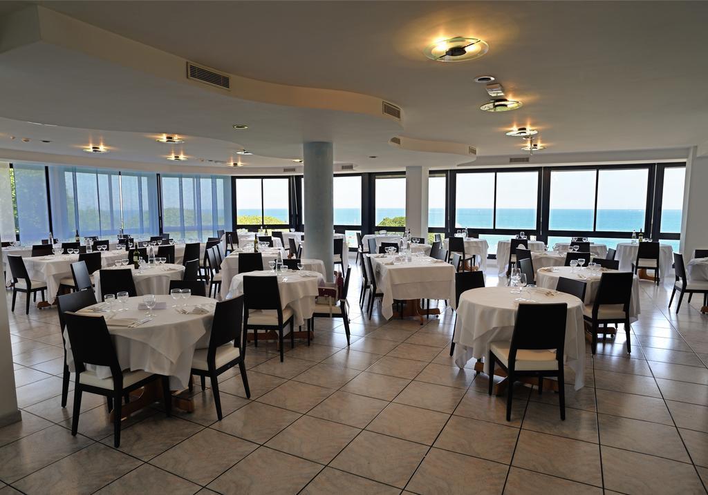 Hotel Venus 가비체 마레 외부 사진
